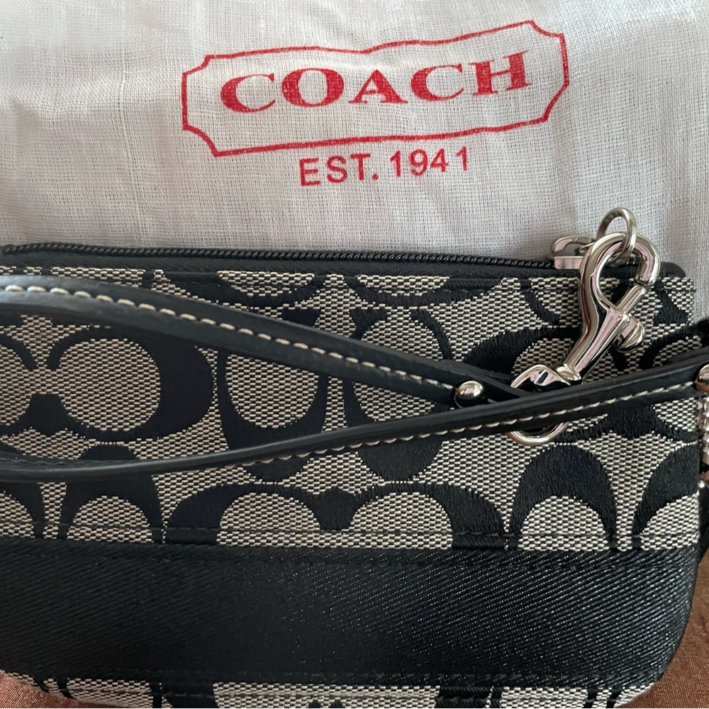 Coach Signature “C” Black and White Jacquard Canvas Wristlet Silver Hardware - Picture 2 of 3